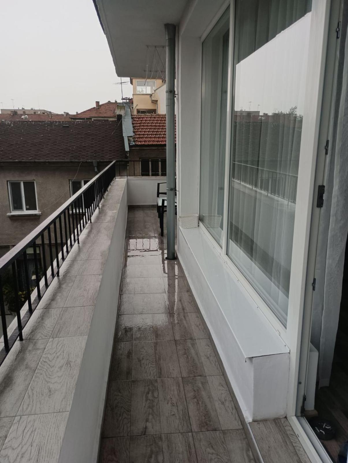 Yanakiev'S Central Apartment Burgas City Exteriér fotografie